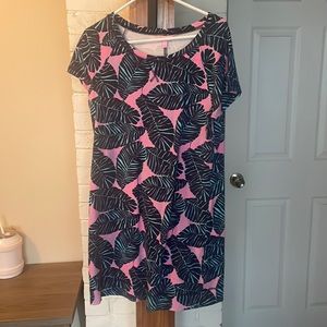 Lilly Pulitzer t shirt dress